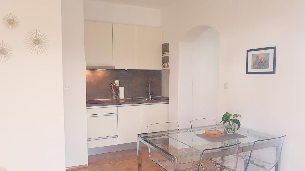 Apartmani Milin ซาดาร์ ภายนอก รูปภาพ
