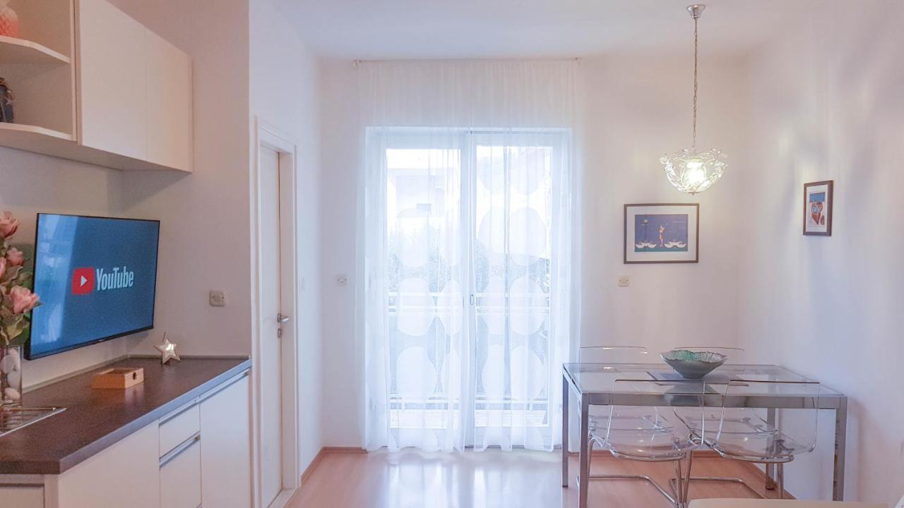 Apartmani Milin ซาดาร์ ภายนอก รูปภาพ