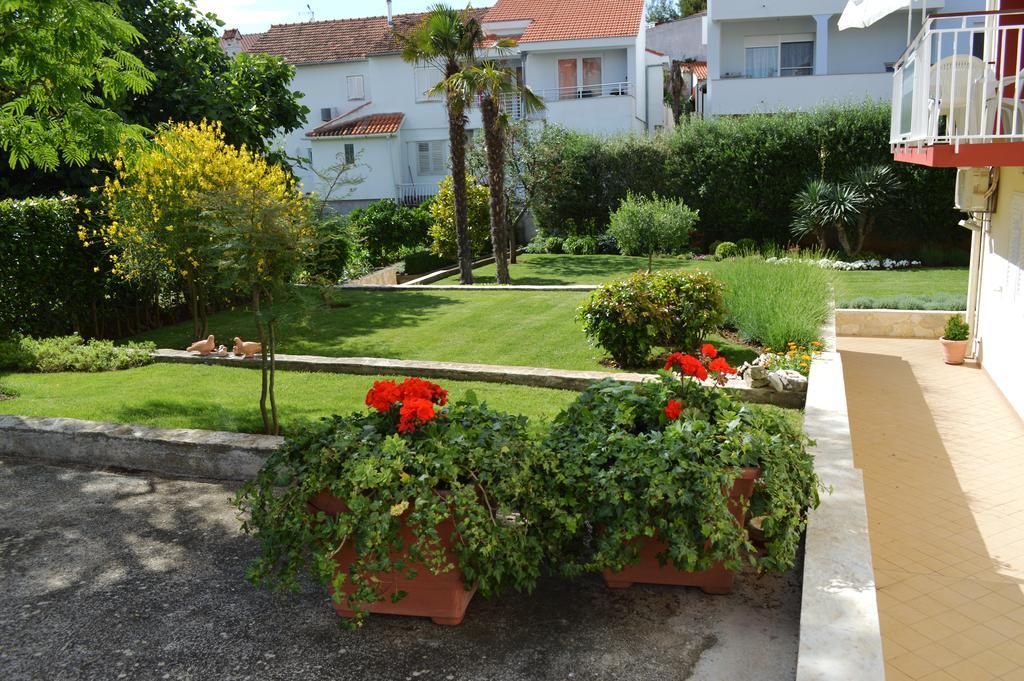 Apartmani Milin ซาดาร์ ภายนอก รูปภาพ