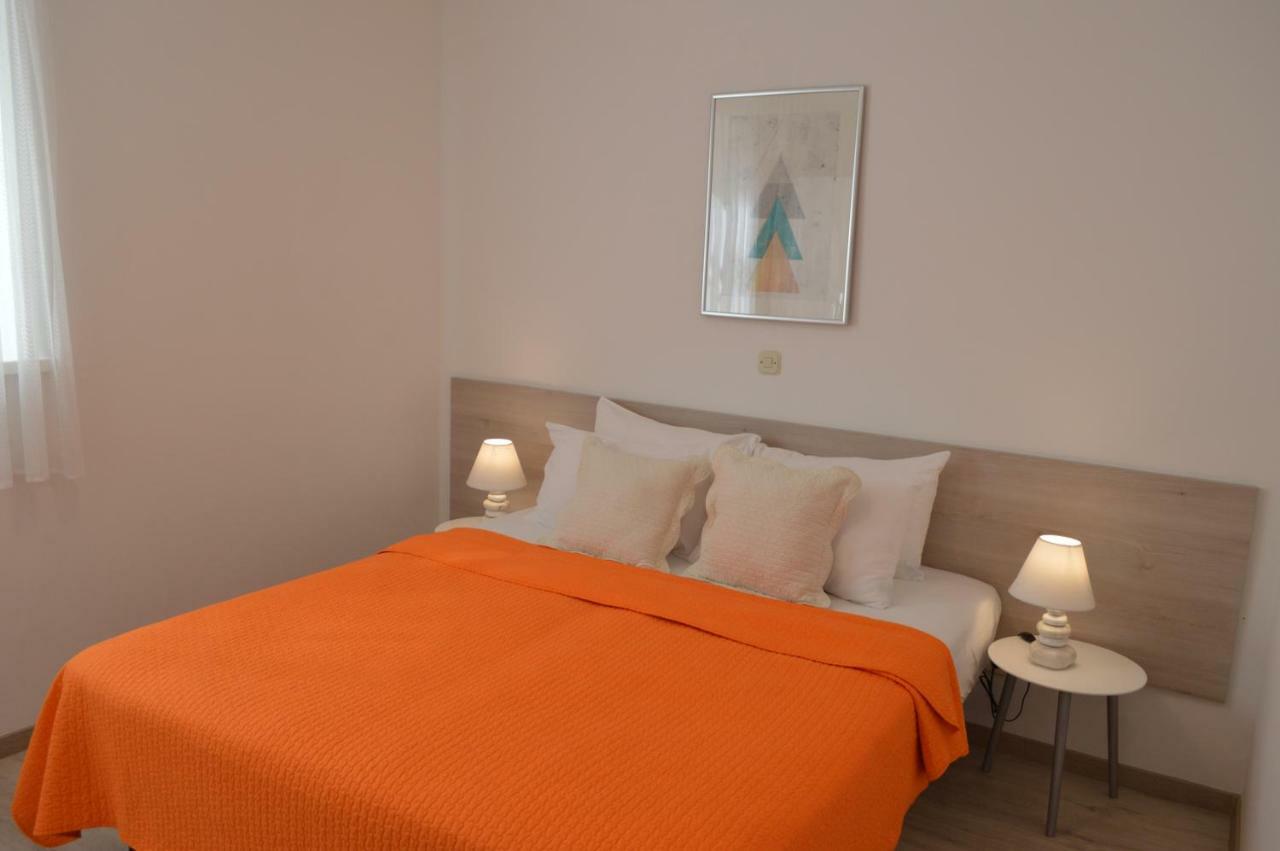 Apartmani Milin ซาดาร์ ภายนอก รูปภาพ